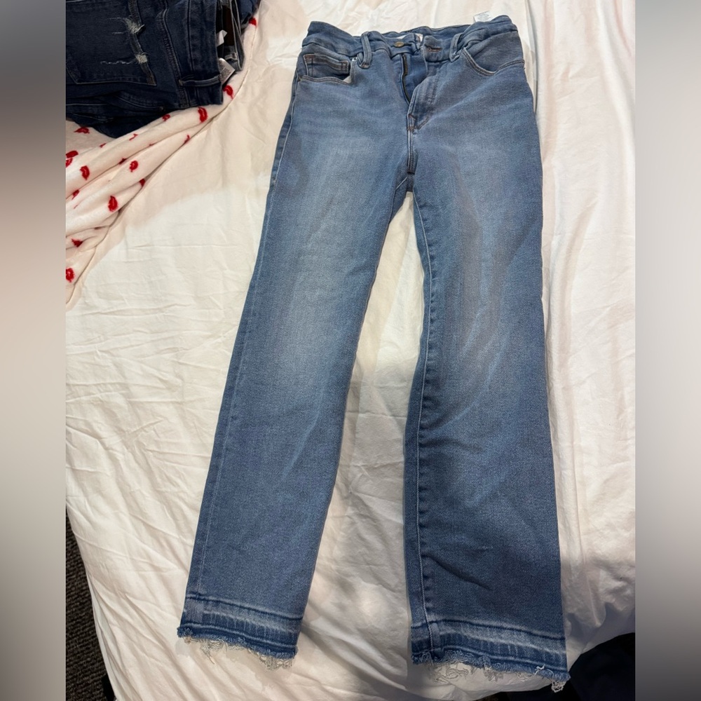Good American Straight Leg Blue Jeans